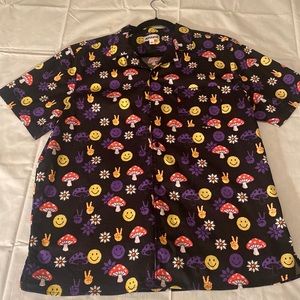 Short sleeve Abound button up shirt.